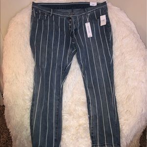 Plus size denim medium wash high wasted jeans